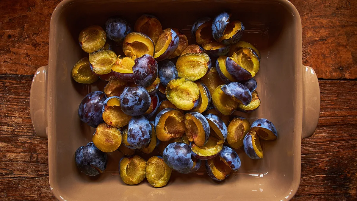 Clafoutis aux prunes : la recette simple et fiable